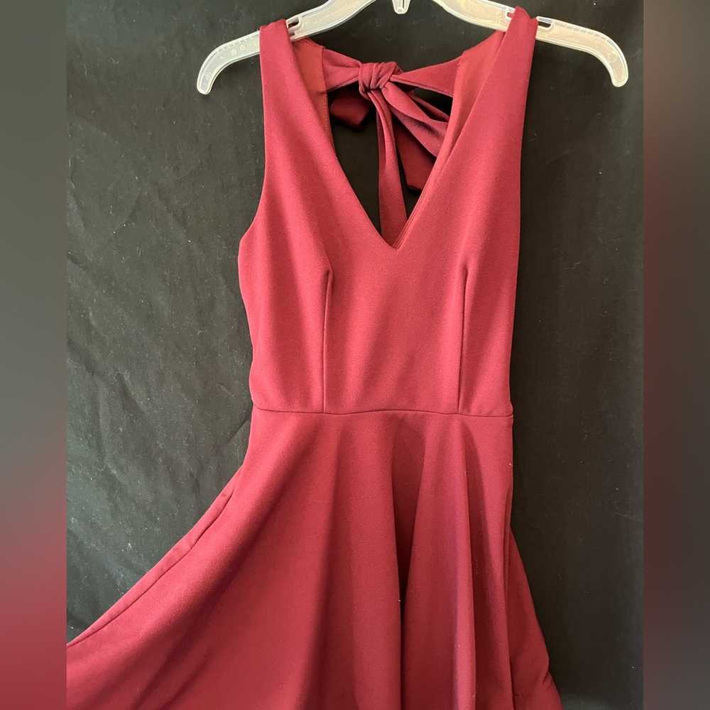 B. Smart Red Dress Size 7